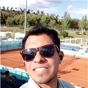 Soy profesor de tenis en todos los niveles, desde hace 8 años, experiencia con niños, alto rendimiento y adultos